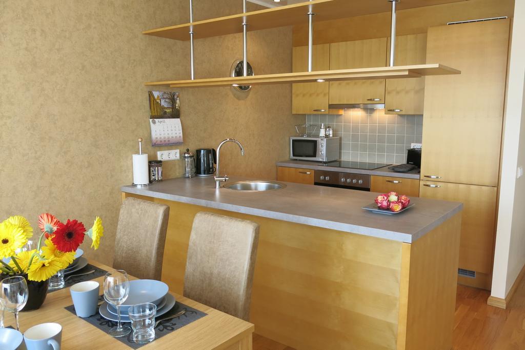 - City Center Apartment *