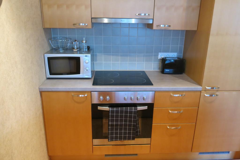 - City Center Apartment *